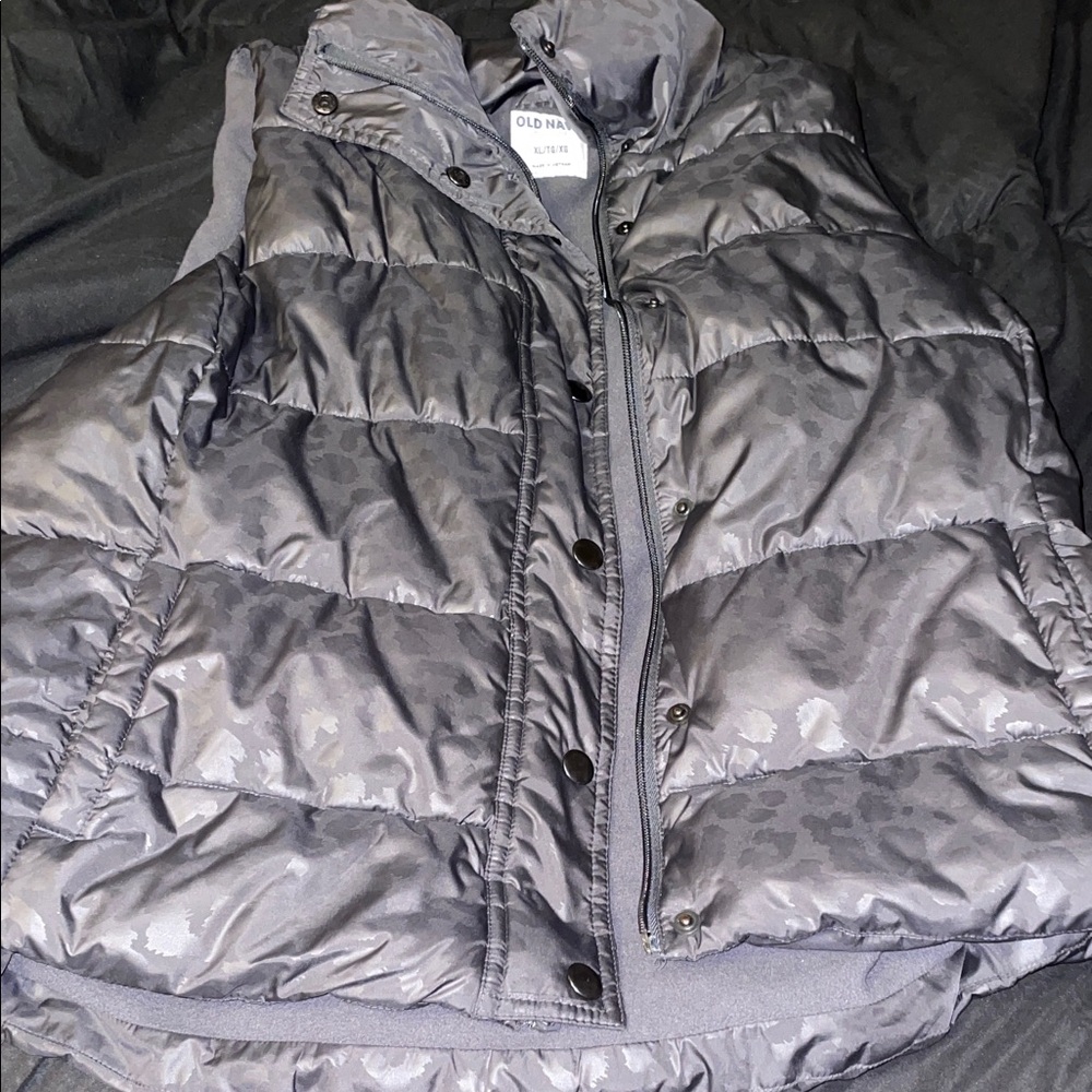 Old Navy Gray Puffer Vest